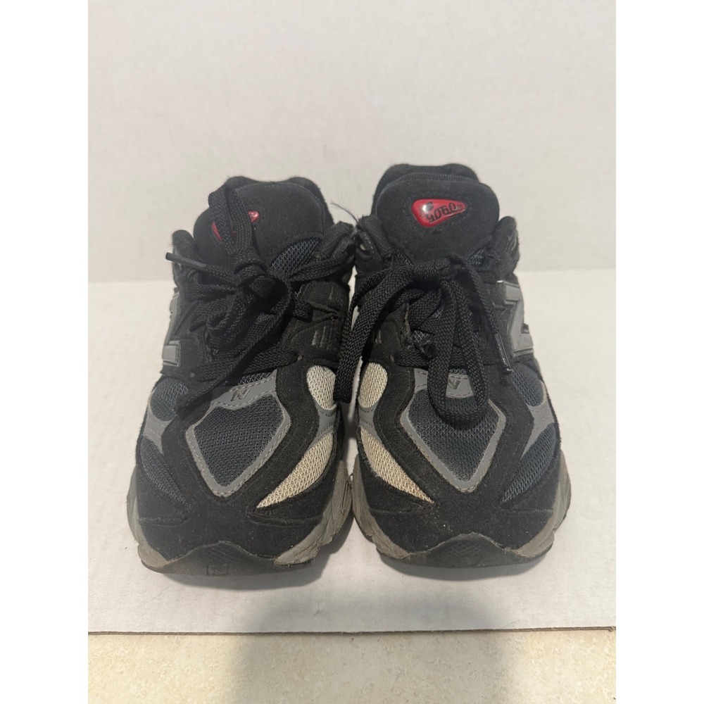 New Balance 9060 Boys Athletic Sneaker 2 Black Good Chunky PC9060BK - Picture 3 of 7